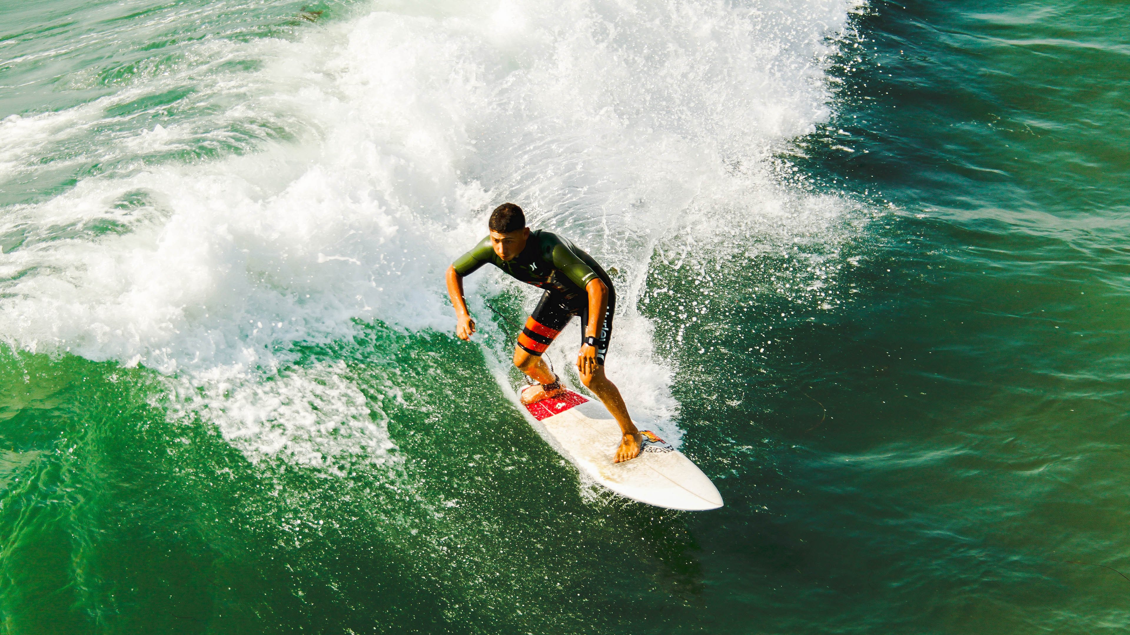 仰泳冲刺朝鲜女将稳中有升，仰泳的比赛视频